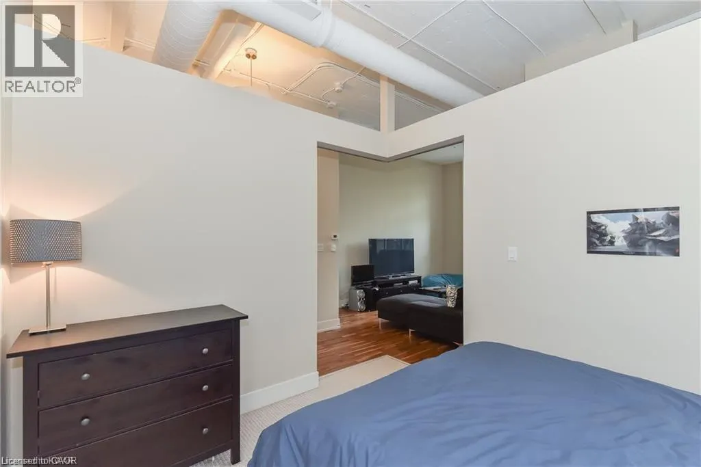 112 BENTON Street Unit# 306, #306