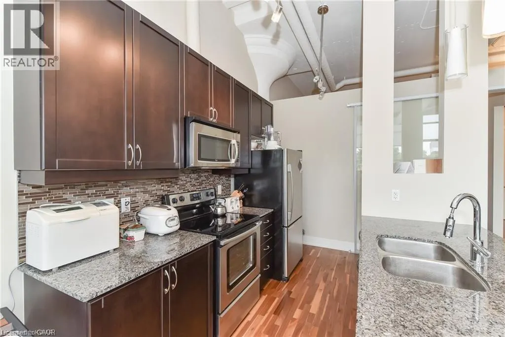 112 BENTON Street Unit# 306, #306