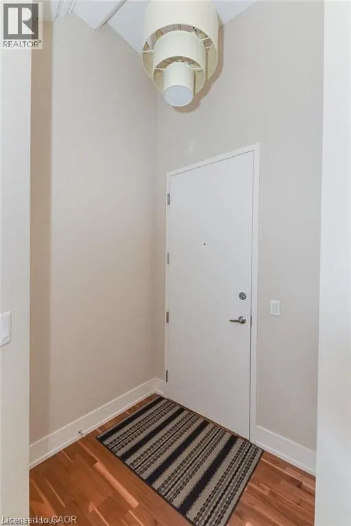 112 BENTON Street Unit# 306, #306