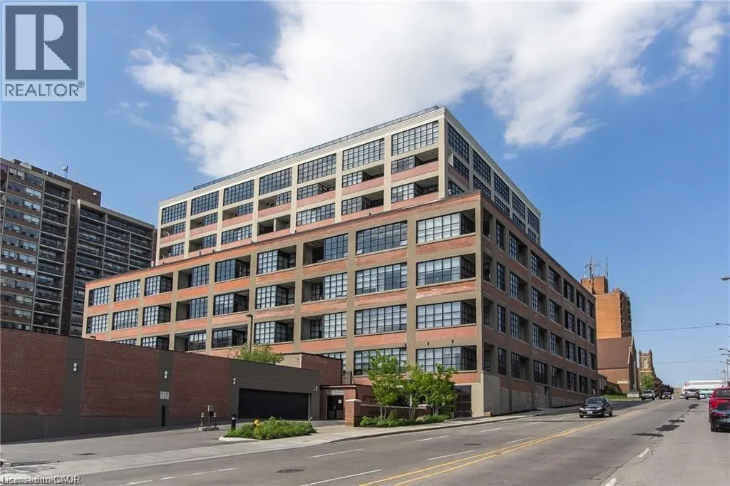 112 BENTON Street Unit# 306, #306