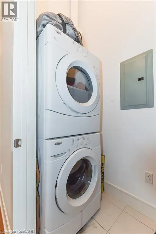 112 BENTON Street Unit# 306, #306