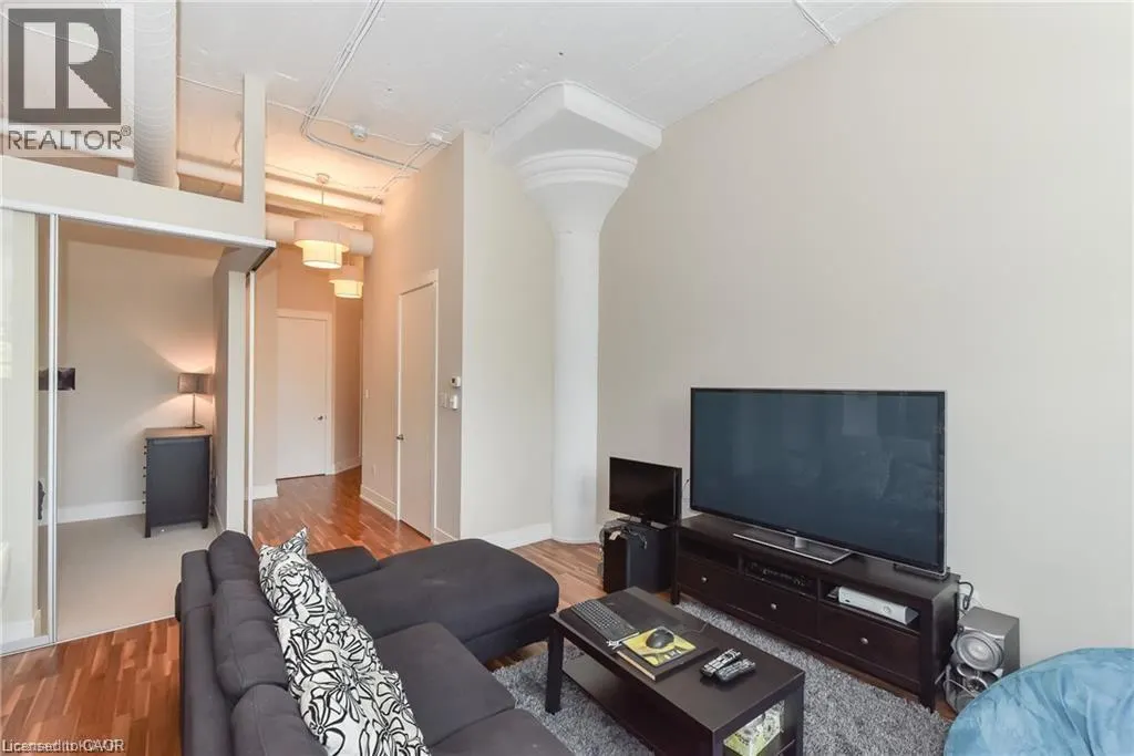 112 BENTON Street Unit# 306, #306