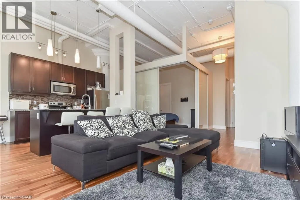 112 BENTON Street Unit# 306, #306
