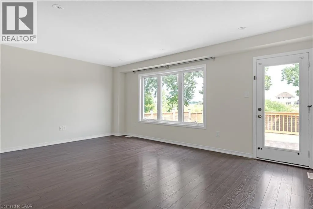8561 DOGWOOD Crescent
