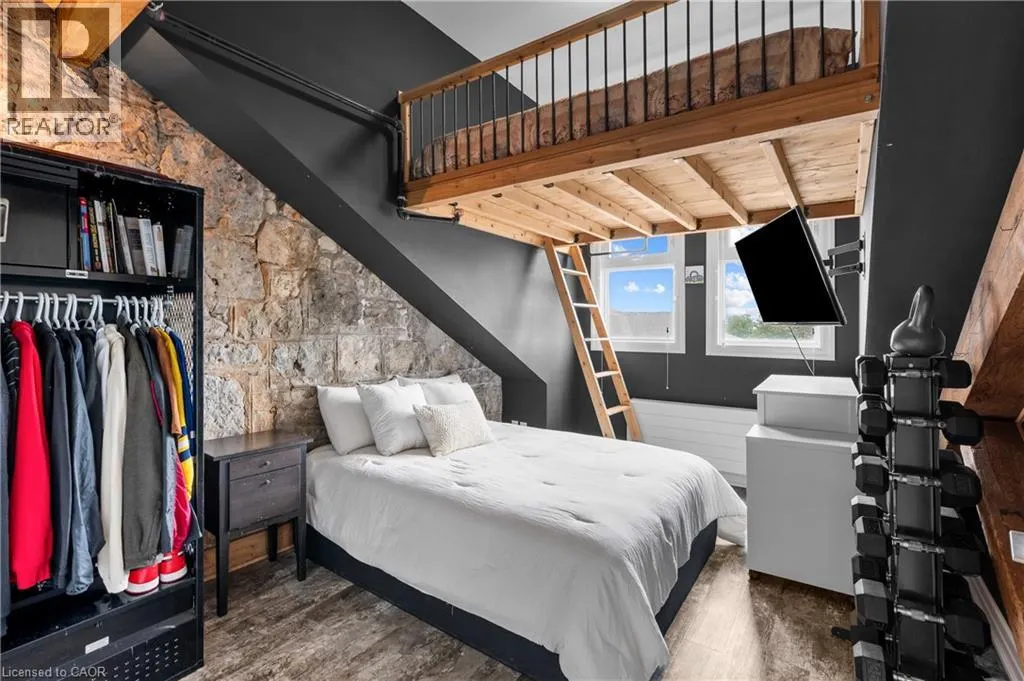25 CONCESSION Street Unit# 201, #201