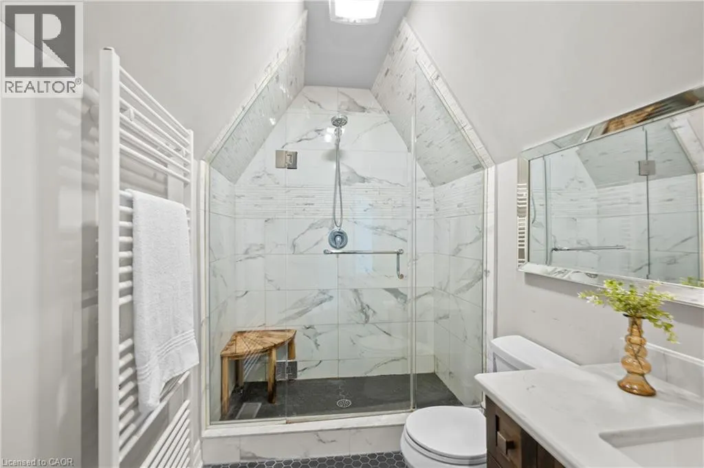 25 CONCESSION Street Unit# 201, #201