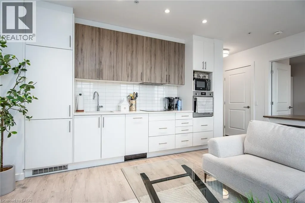 181 KING Street S Unit# 1605, #1605