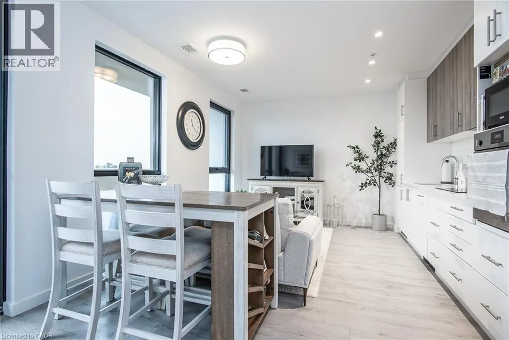 181 KING Street S Unit# 1605, #1605