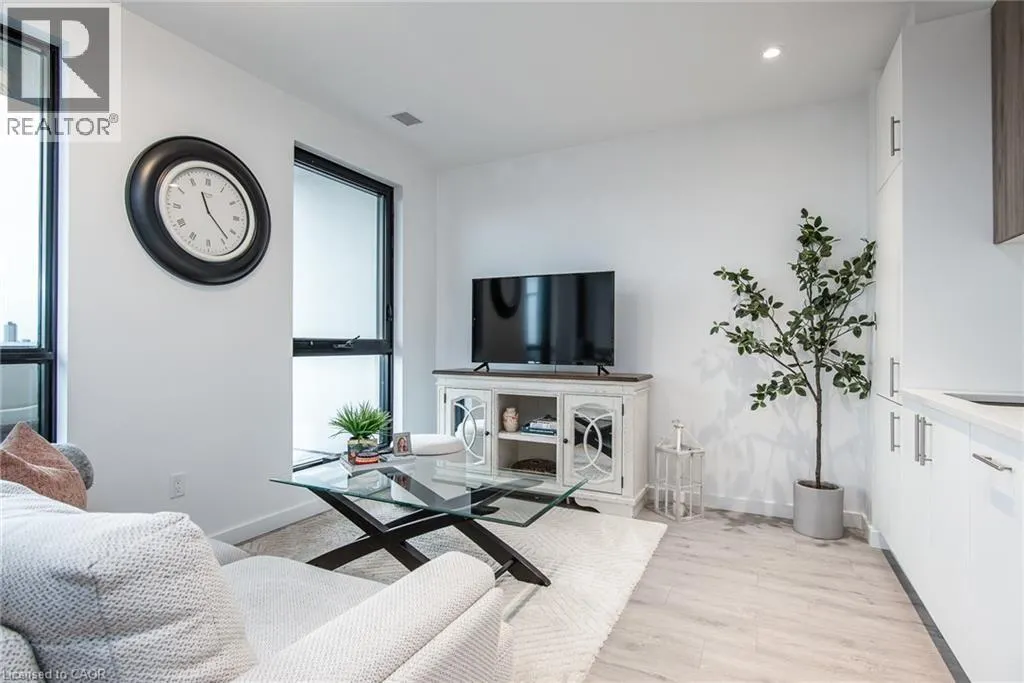 181 KING Street S Unit# 1605, #1605