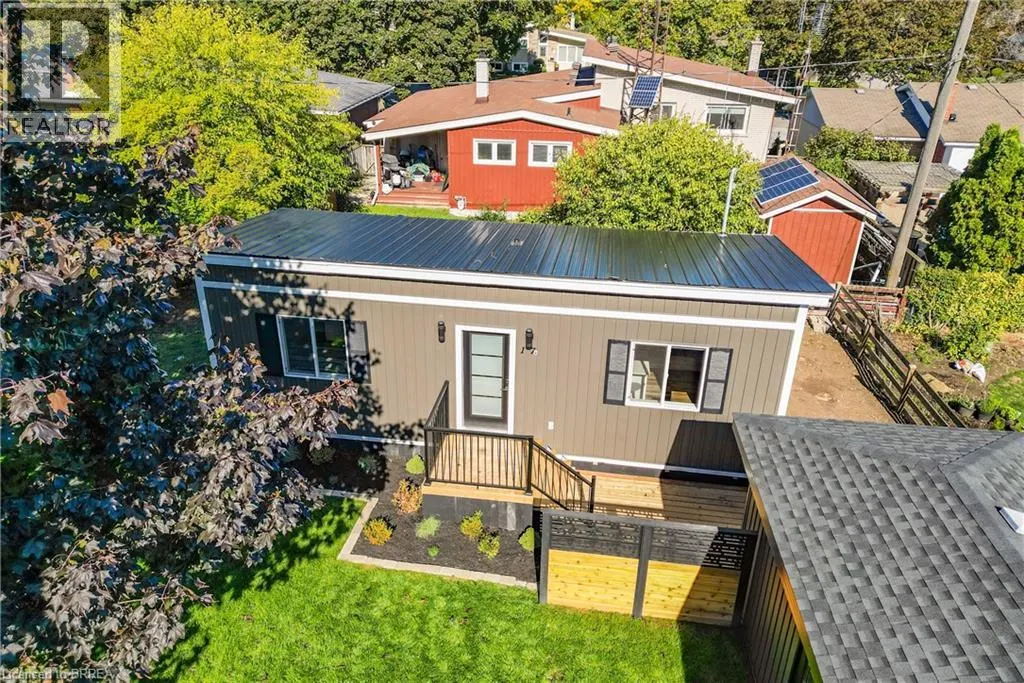 17 PRESTON Drive