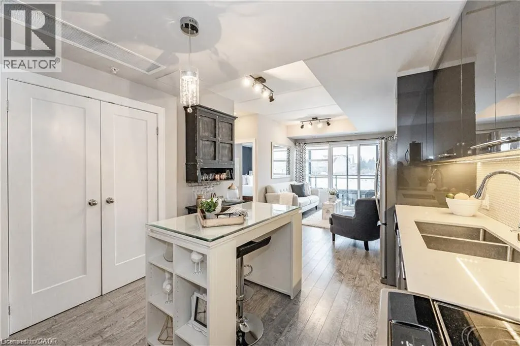 15 PRINCE ALBERT Boulevard Unit# 405, #405