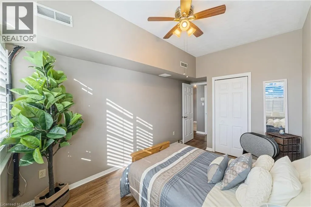 30 HARRISFORD Street Unit# 1104, #1104