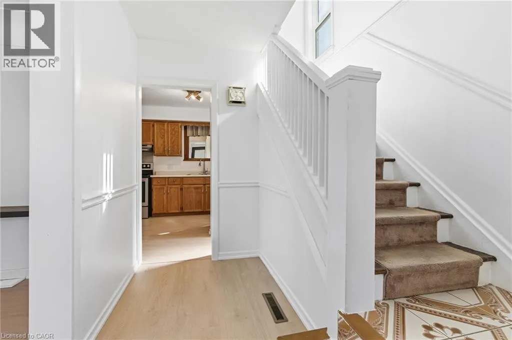 115 WEST 32ND Street