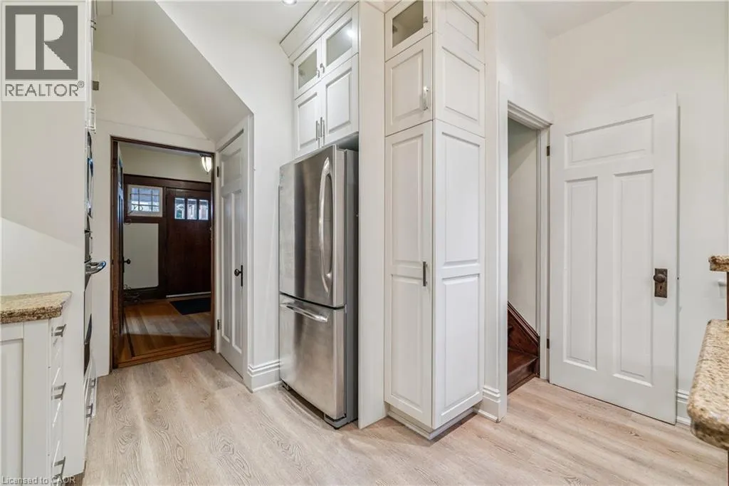 119 PROSPECT Street S