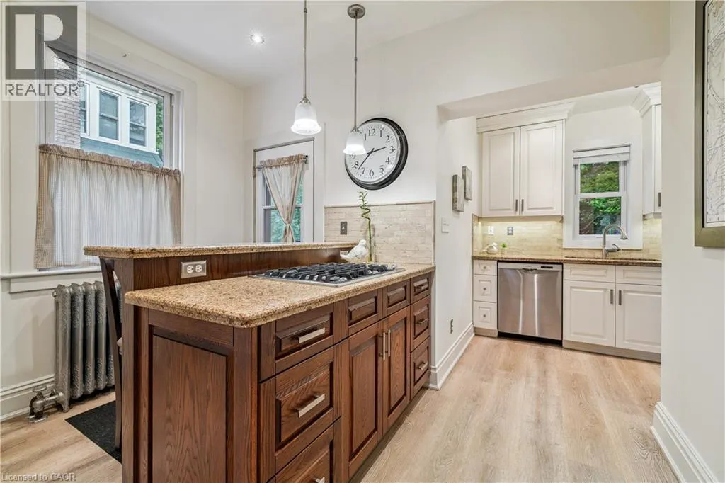 119 PROSPECT Street S