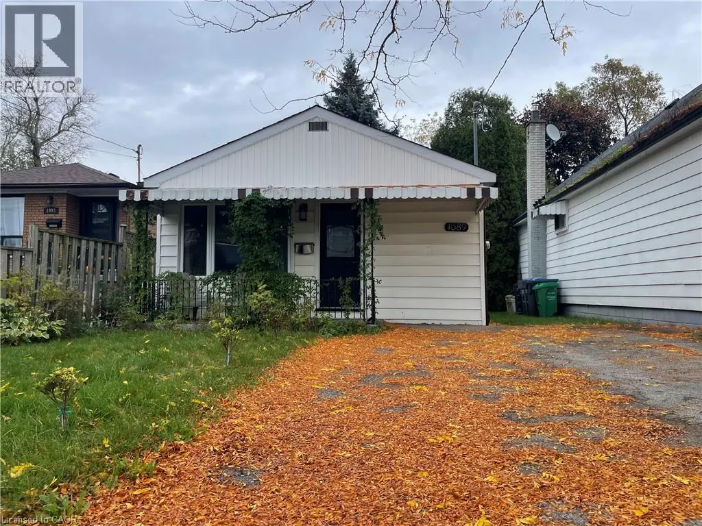 1089 MEREDITH Avenue