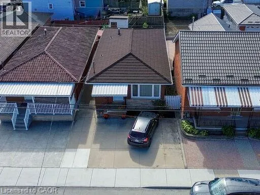 313 BARTON Street W