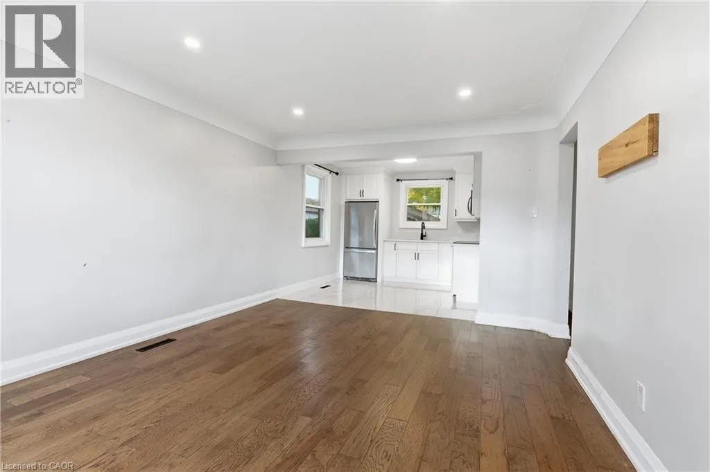 558 ROSSEAU Road