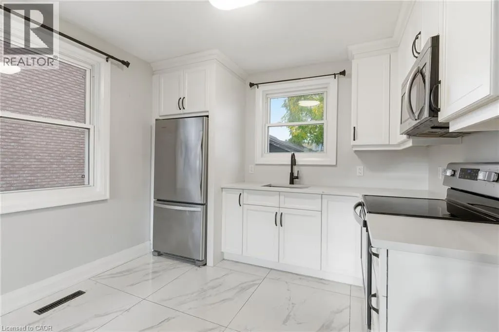 558 ROSSEAU Road