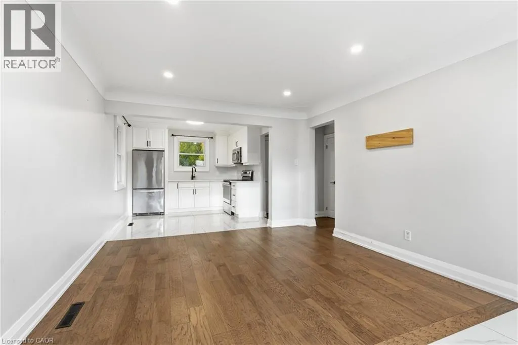 558 ROSSEAU Road