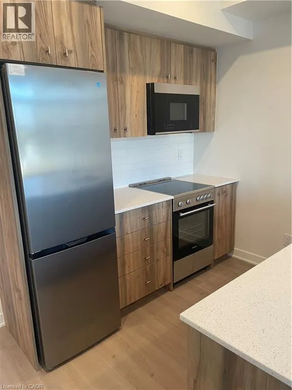 25 WELLINGTON Street S Unit# 602, #602