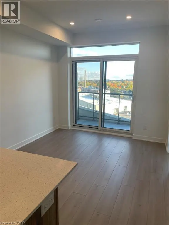 25 WELLINGTON Street S Unit# 602, #602