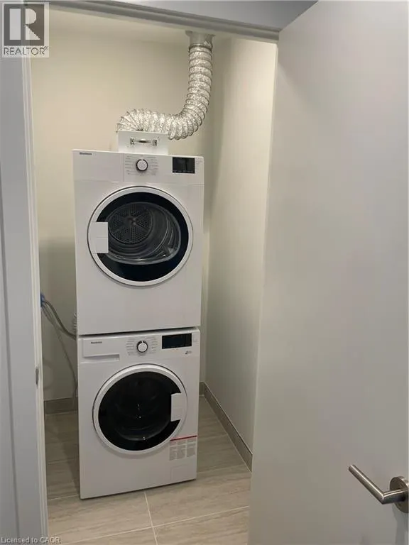 25 WELLINGTON Street S Unit# 602, #602