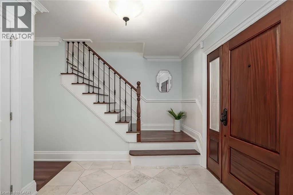 2428 LAKESHORE Road