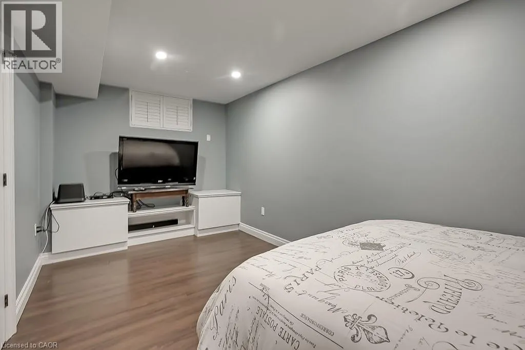 2428 LAKESHORE Road