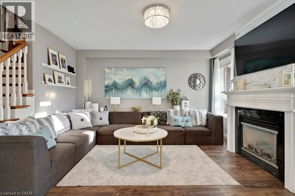 4 SWIFT Crescent