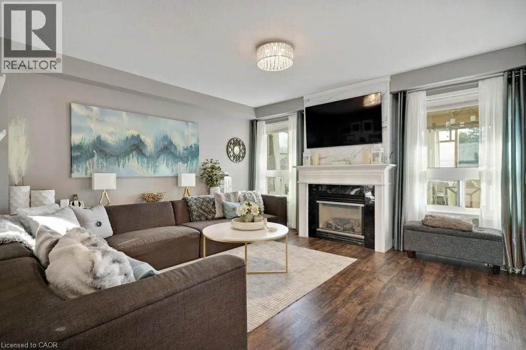4 SWIFT Crescent