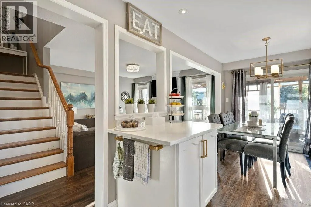 4 SWIFT Crescent