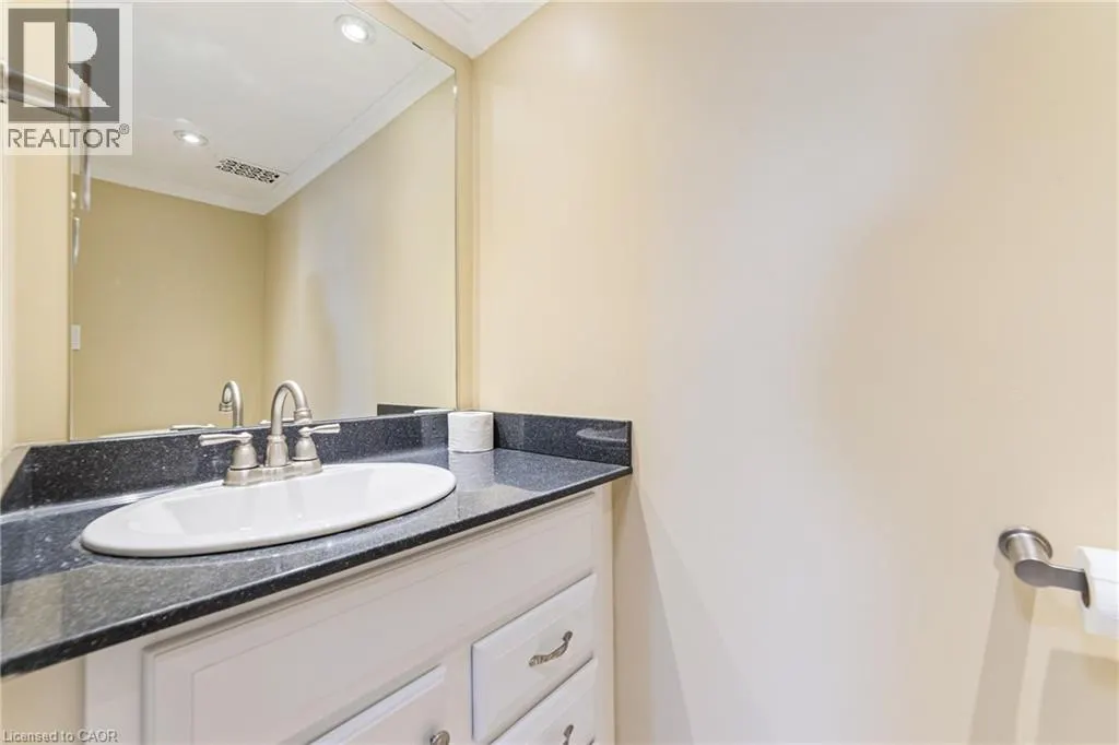 500 GREEN Road Unit# 1012, #1012