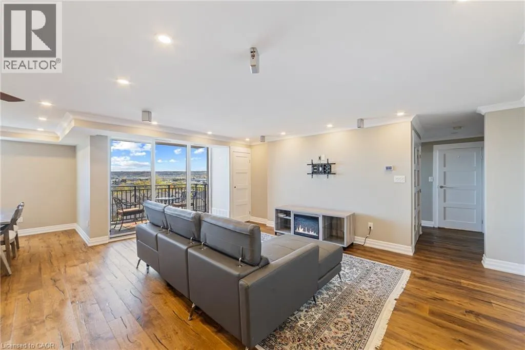 500 GREEN Road Unit# 1012, #1012
