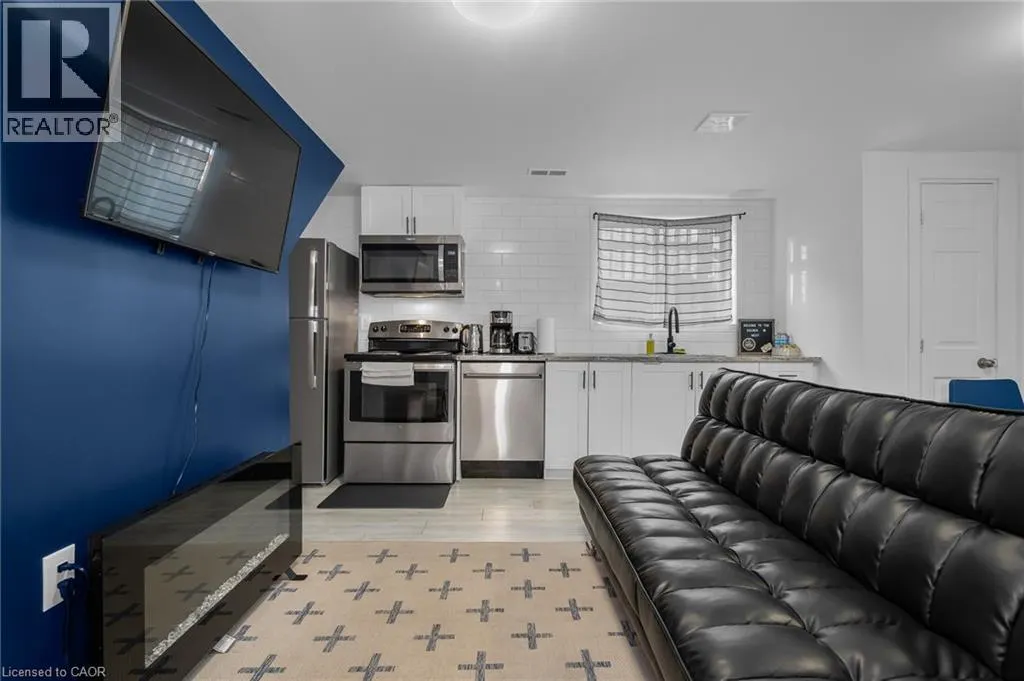 16 GOLDEN Boulevard E Unit# 2, #2