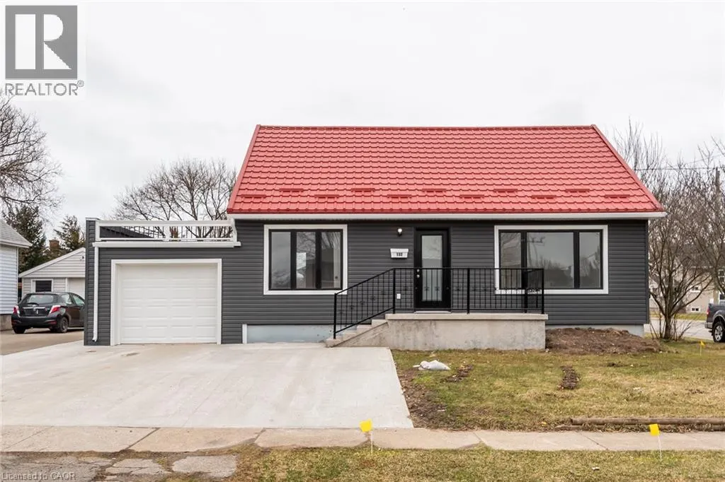 132 FRANKLIN Avenue
