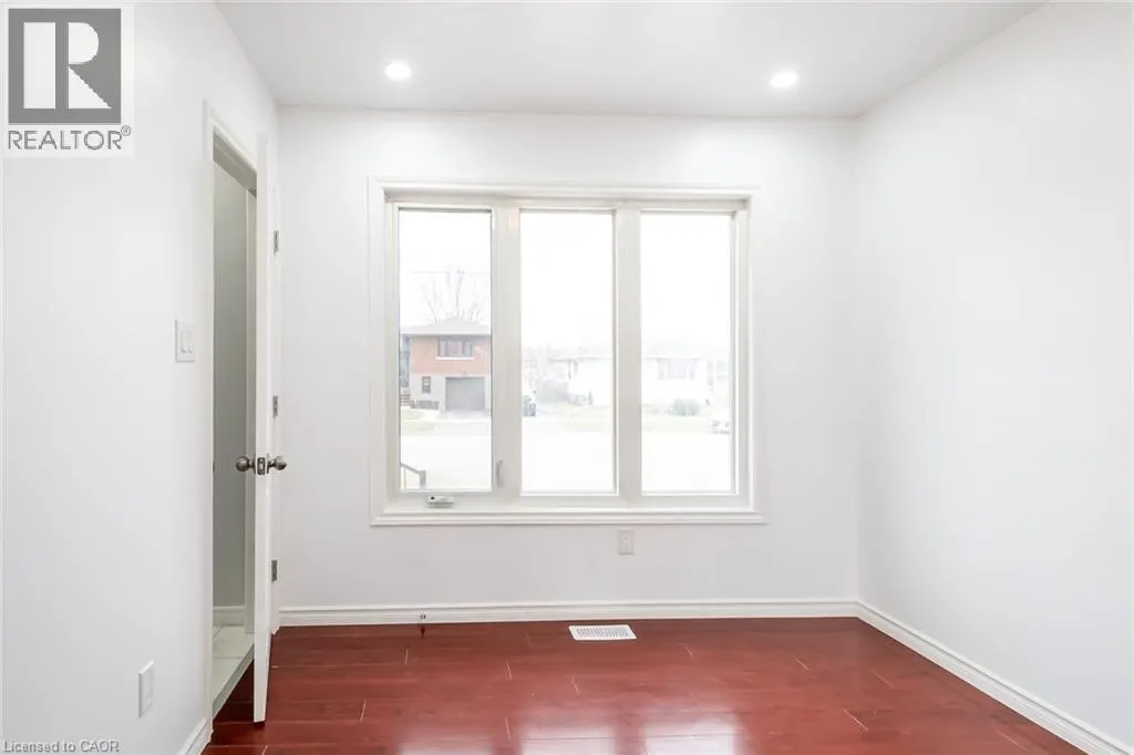 132 FRANKLIN Avenue