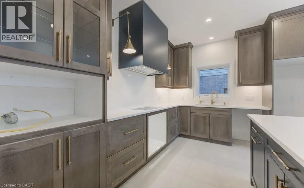 54 JACOB DETWEILLER Drive