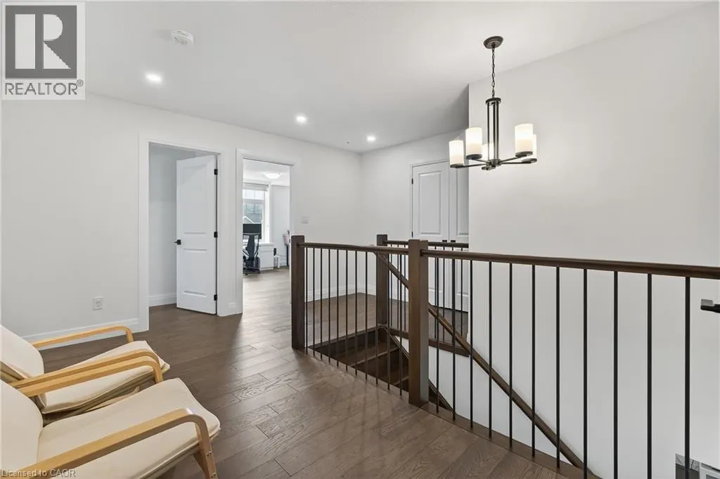 209 JEFFREY Place