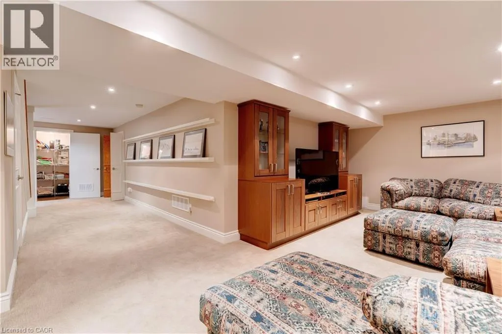 166 MAPLE GROVE Drive