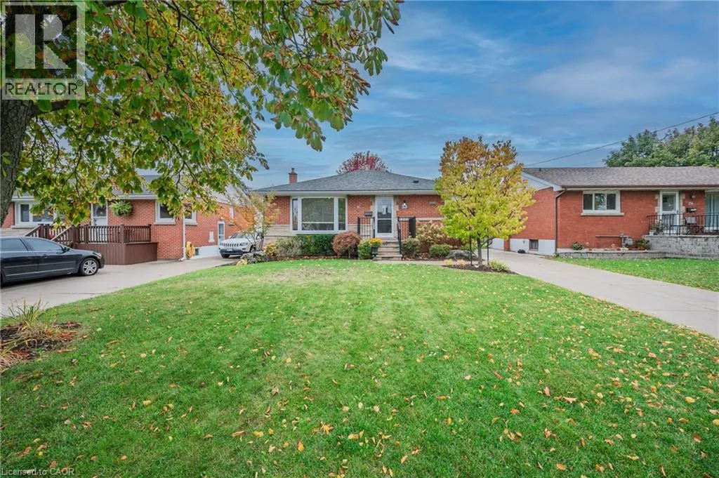 30 WILDEWOOD Avenue