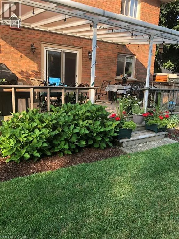 153 MEADOWBROOK Drive