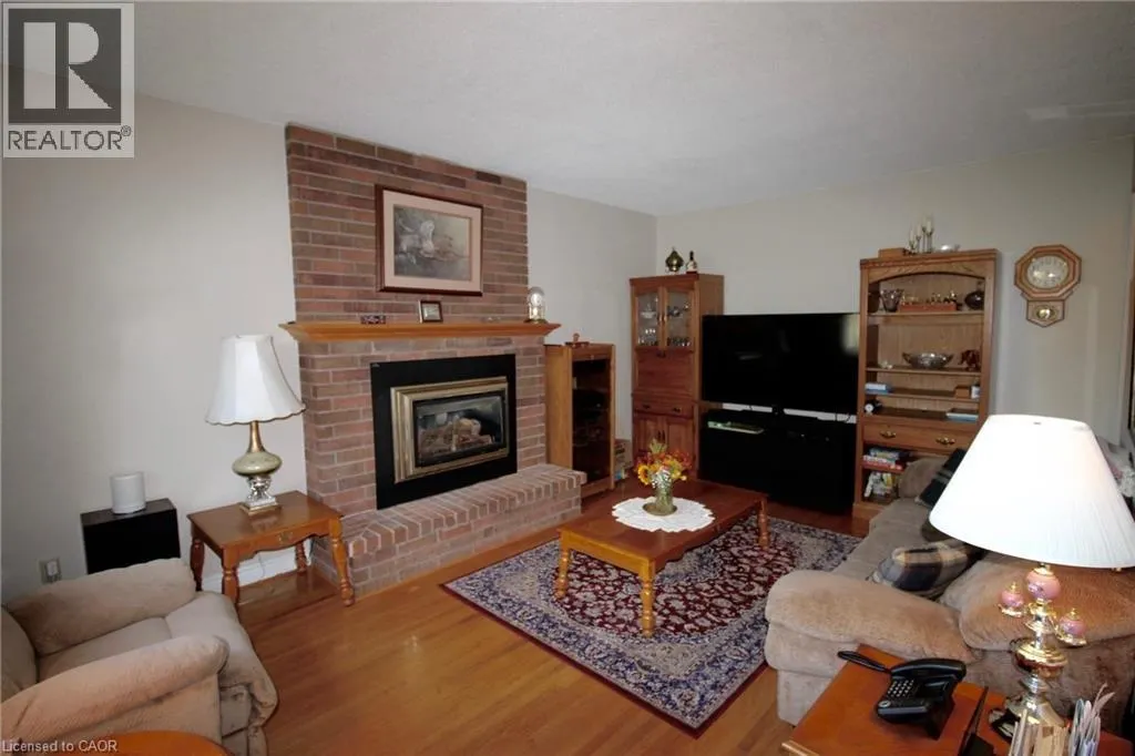 153 MEADOWBROOK Drive