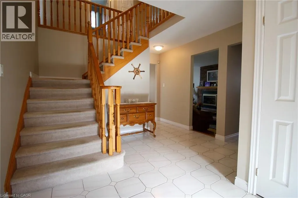 153 MEADOWBROOK Drive
