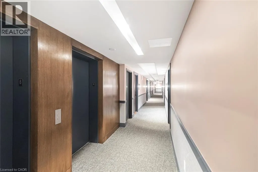 2782 BARTON Street E Unit# 813, #813
