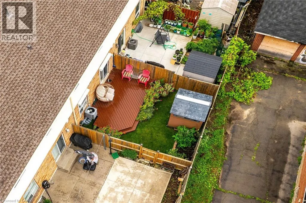 25 VULCAN Court