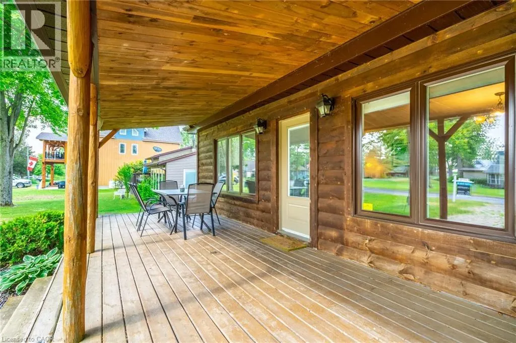 15 PARK LANE Crescent