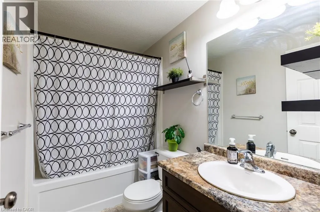 38 HOWE Drive Unit# 6B, #6B