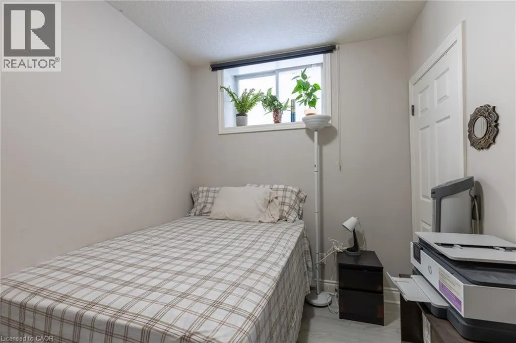 38 HOWE Drive Unit# 6B, #6B
