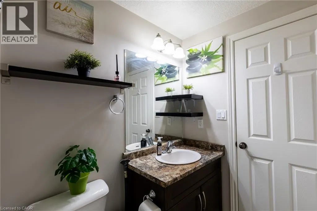 38 HOWE Drive Unit# 6B, #6B